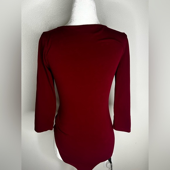FOREVER 21 | HALF SLEEVE LOW CUT BURGUNDY BODYSUIT - Picture 5 of 5